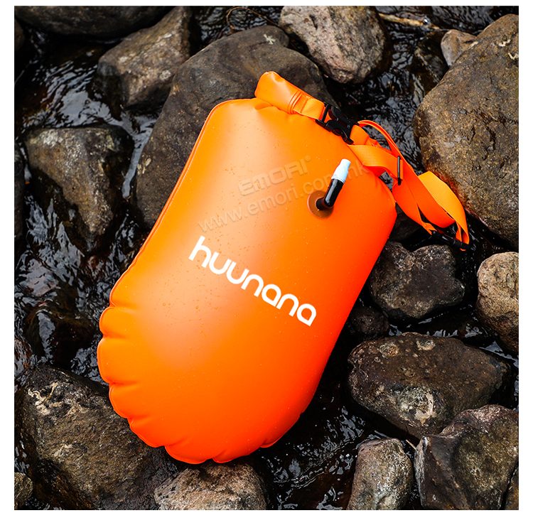 2-in-1 Swim Buoy Dry Bag detail 8