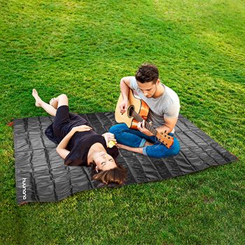 Outdoor Pocket Blanket
